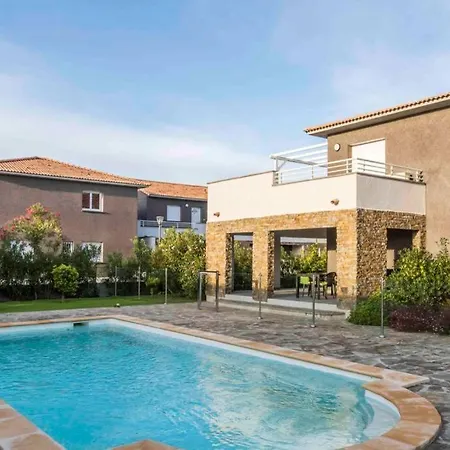 Appt Terrasse & Piscine - 6 Pers Apartment *